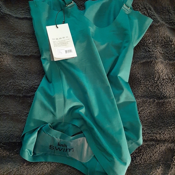 Knix V-Neck One Piece Swimsuit sz M - Picture 5 of 10